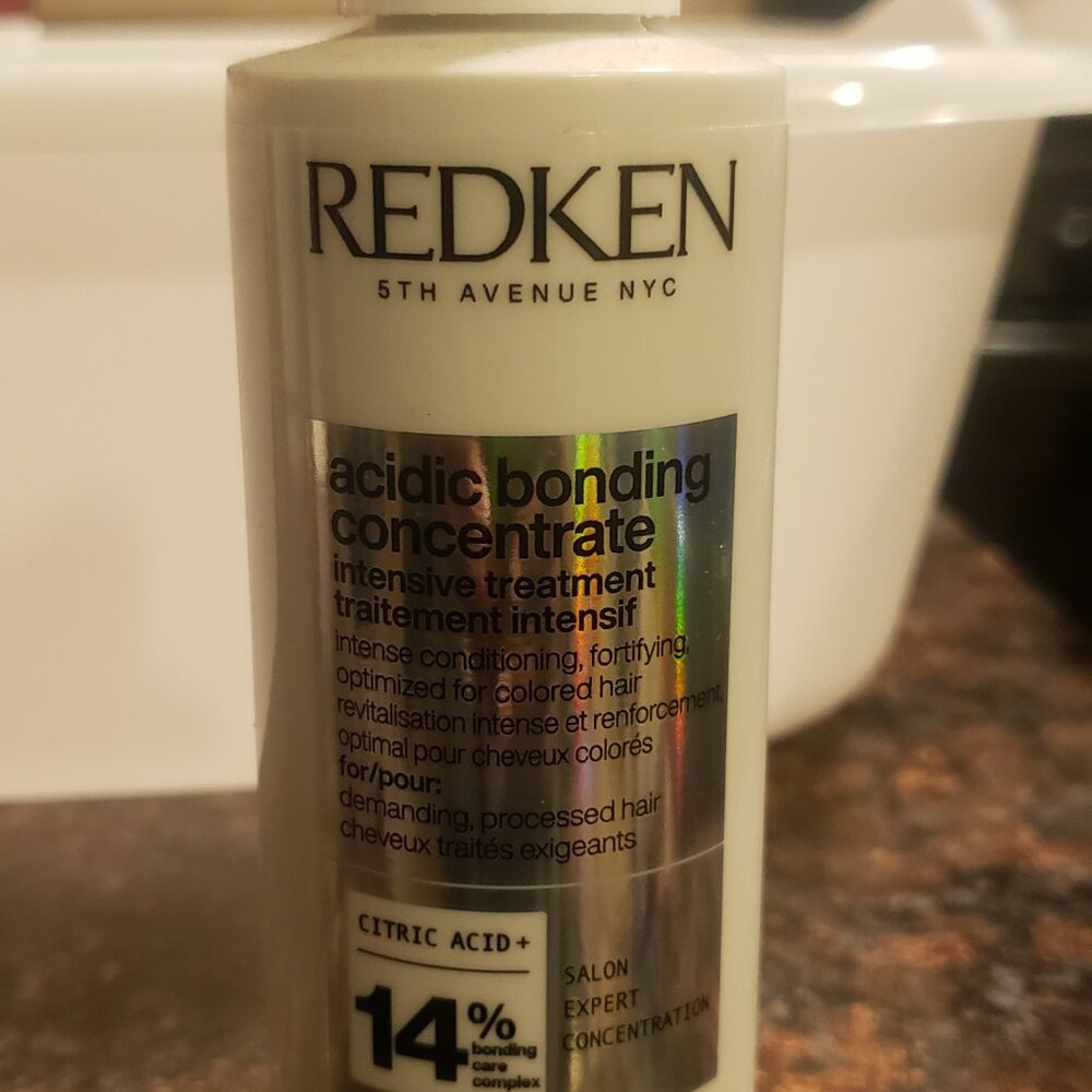 Redken acidic bonding concentrate intensive treatment